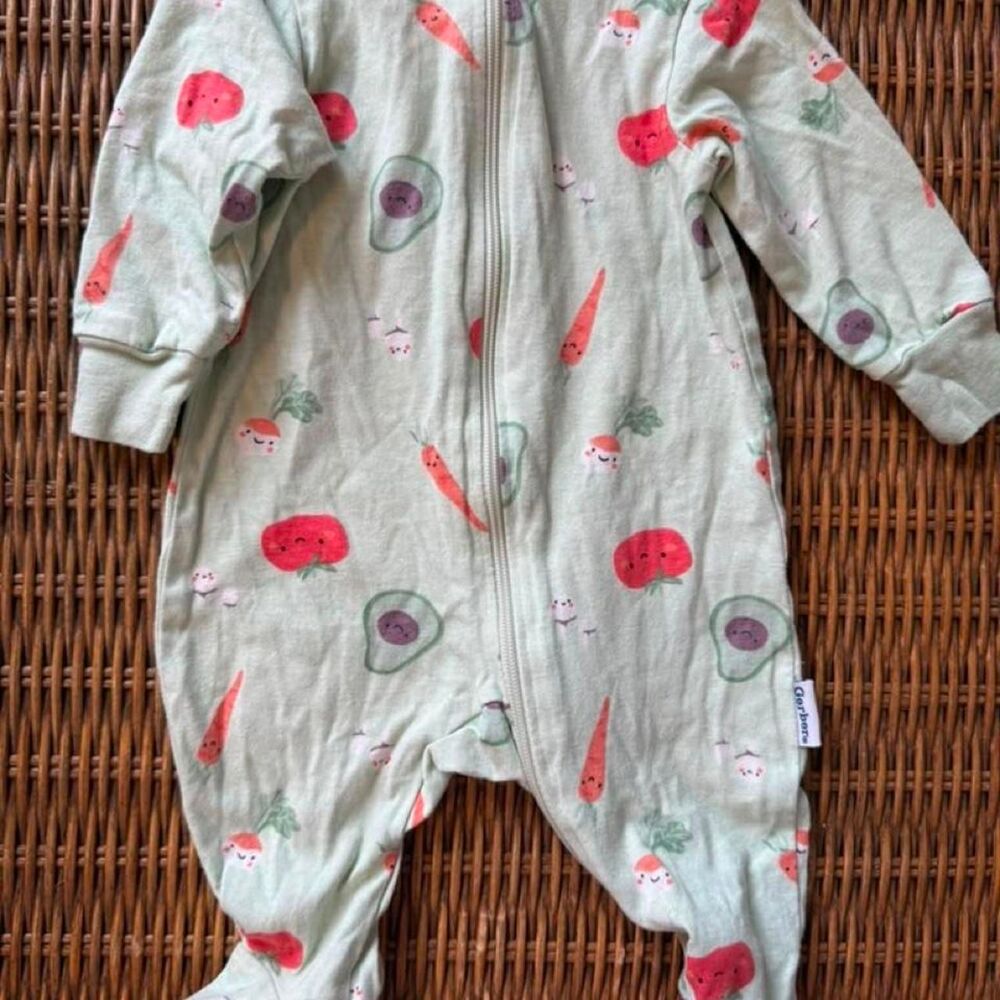 Gerber multi Sleepsuits-babygrows